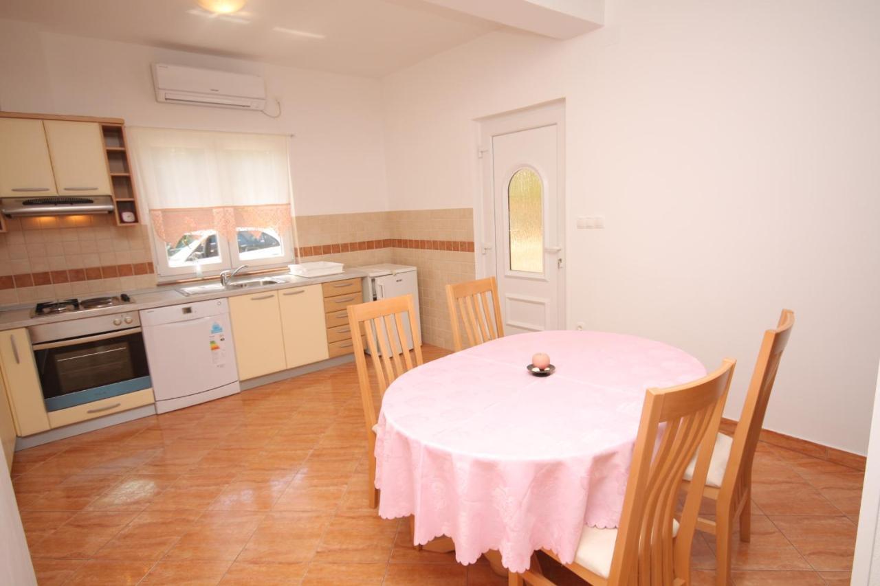 Apartment Supetarska Draga - Donja 2013B Eksteriør billede