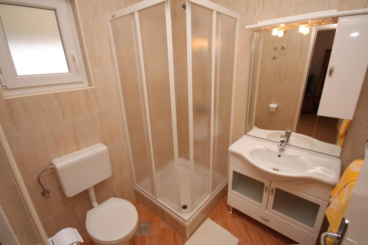 Apartment Supetarska Draga - Donja 2013B Eksteriør billede