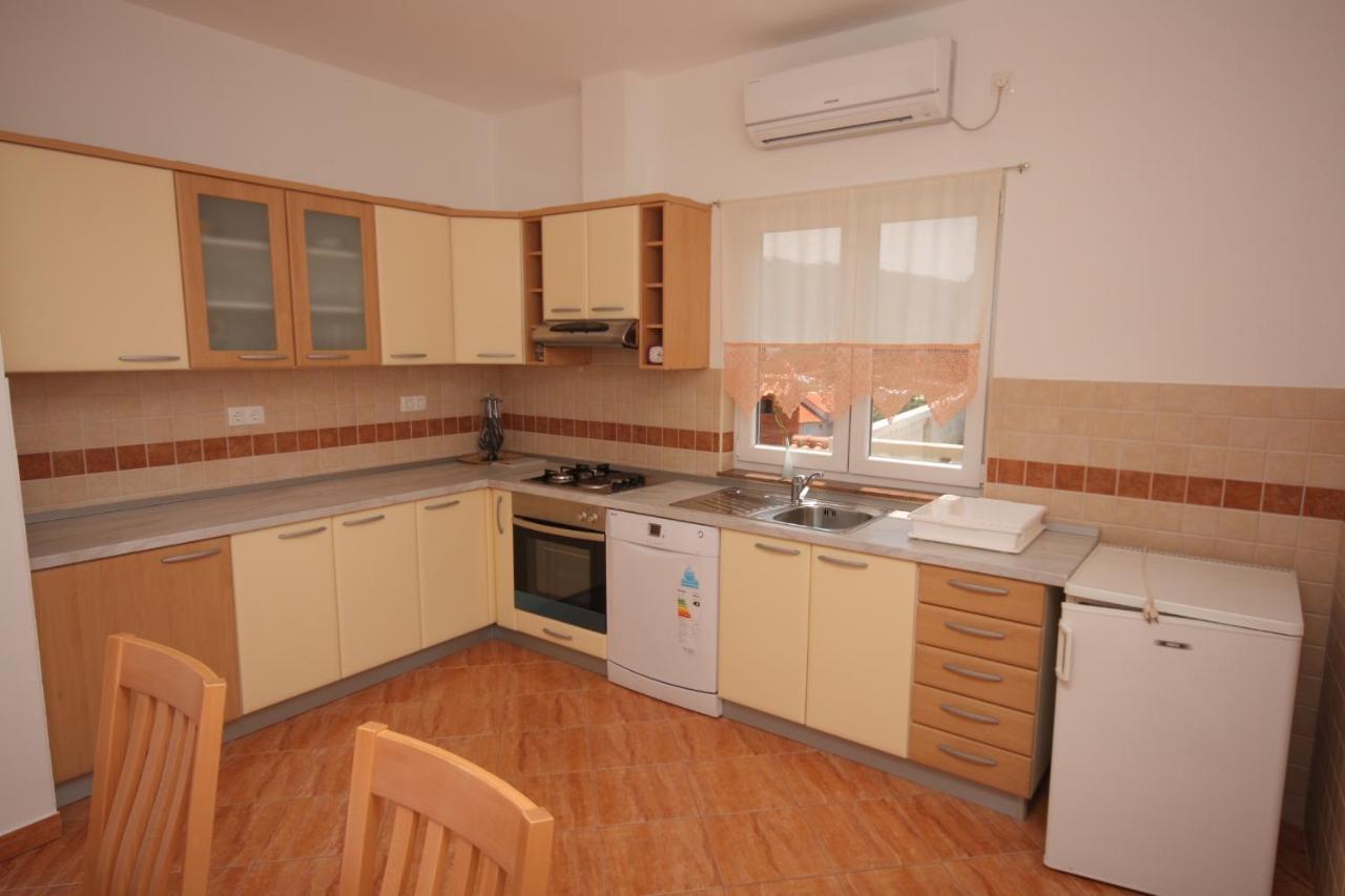 Apartment Supetarska Draga - Donja 2013B Eksteriør billede