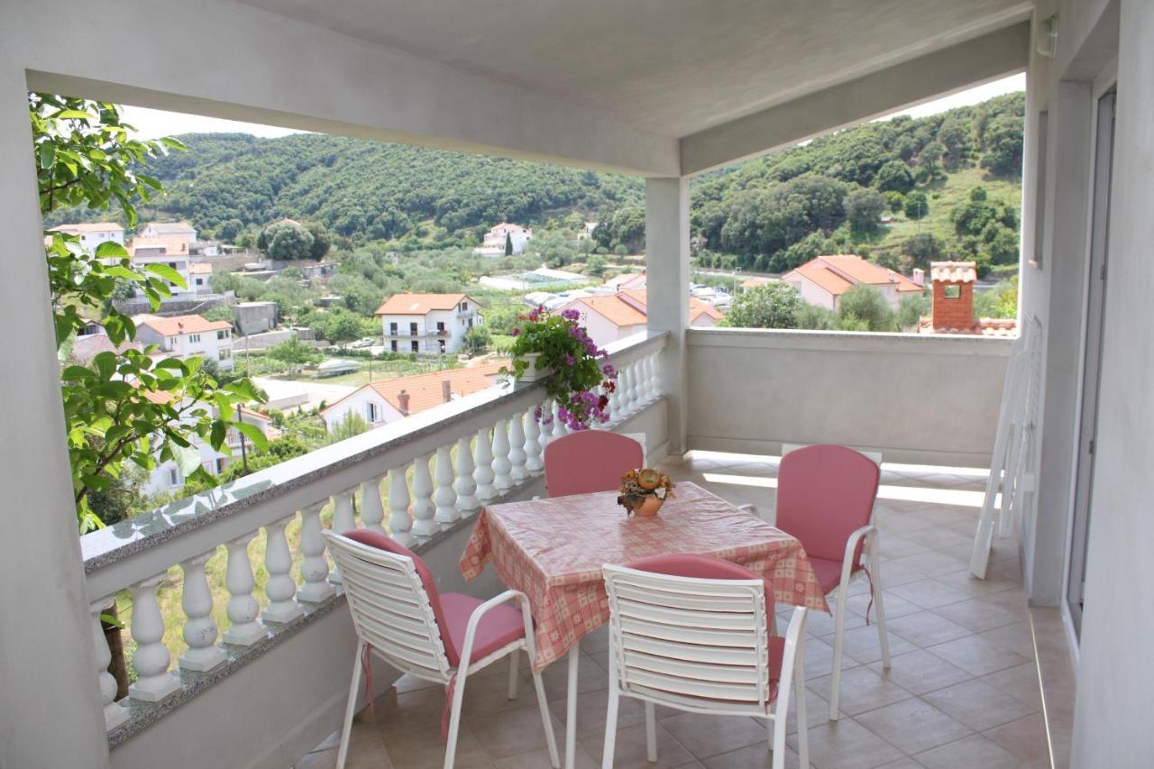 Apartment Supetarska Draga - Donja 2013B Eksteriør billede