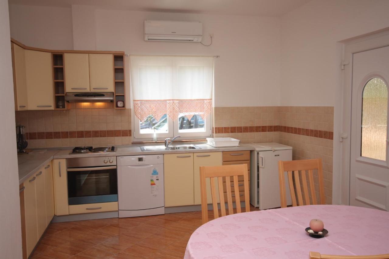 Apartment Supetarska Draga - Donja 2013B Eksteriør billede